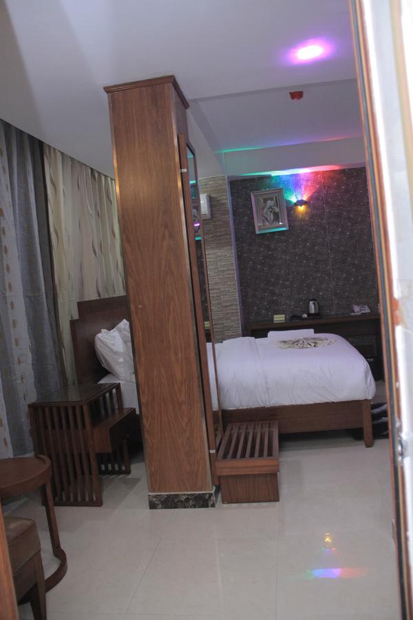 Zimbo Golden Hotel Dar es Salaam Exterior photo