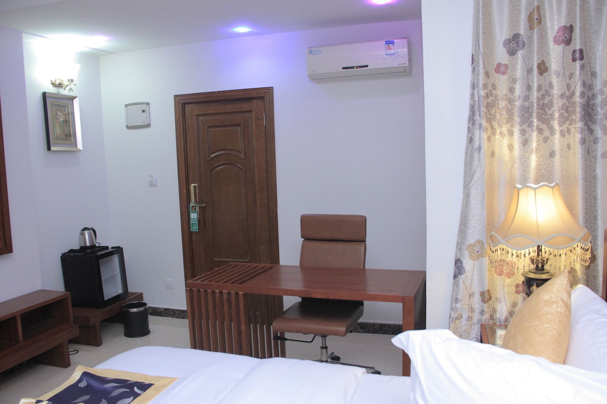 Zimbo Golden Hotel Dar es Salaam Exterior photo