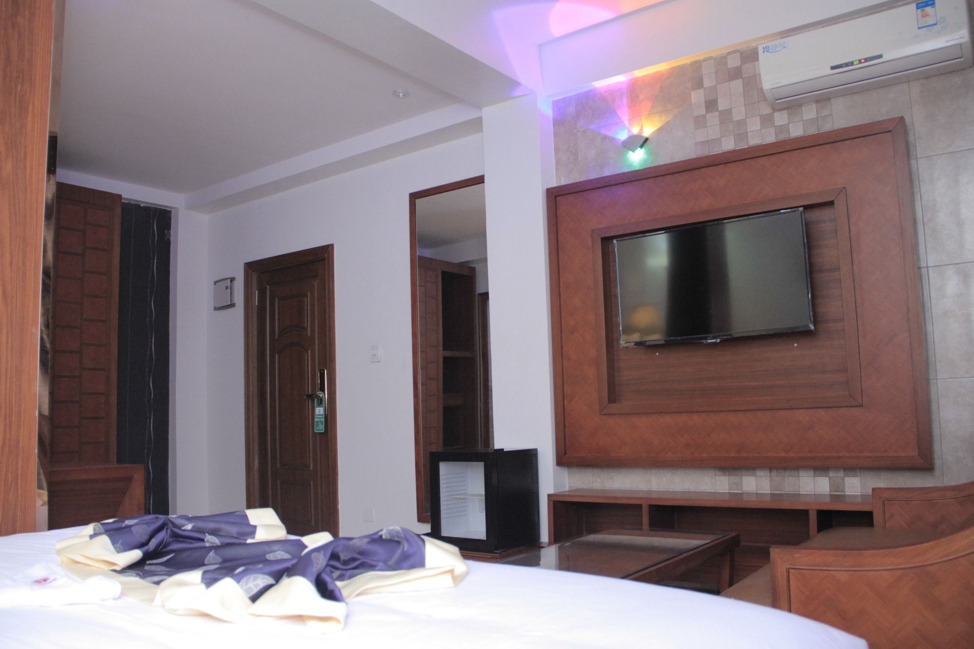 Zimbo Golden Hotel Dar es Salaam Exterior photo