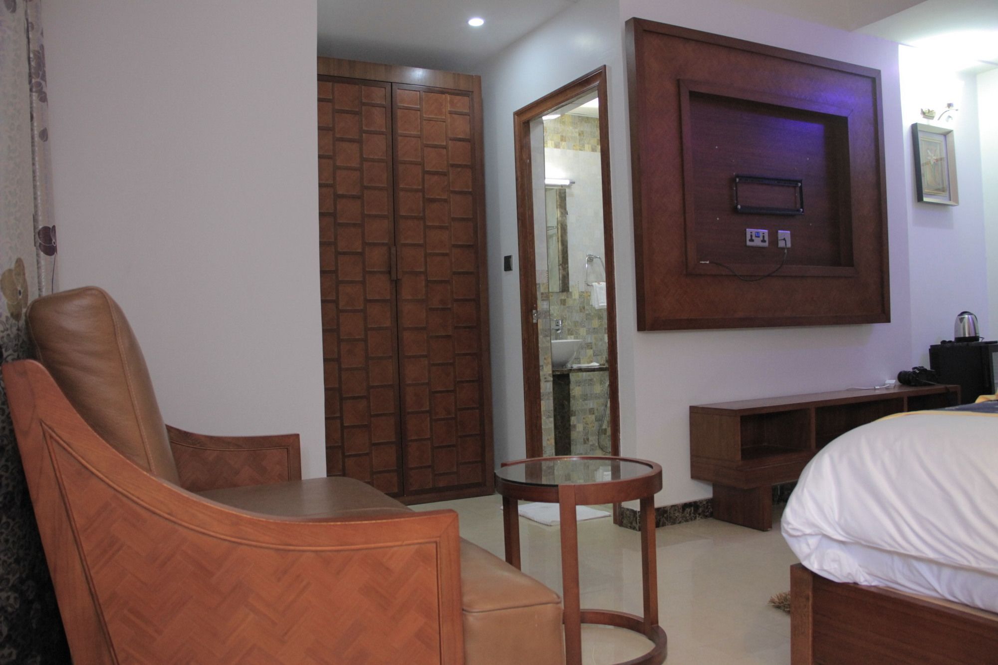 Zimbo Golden Hotel Dar es Salaam Exterior photo